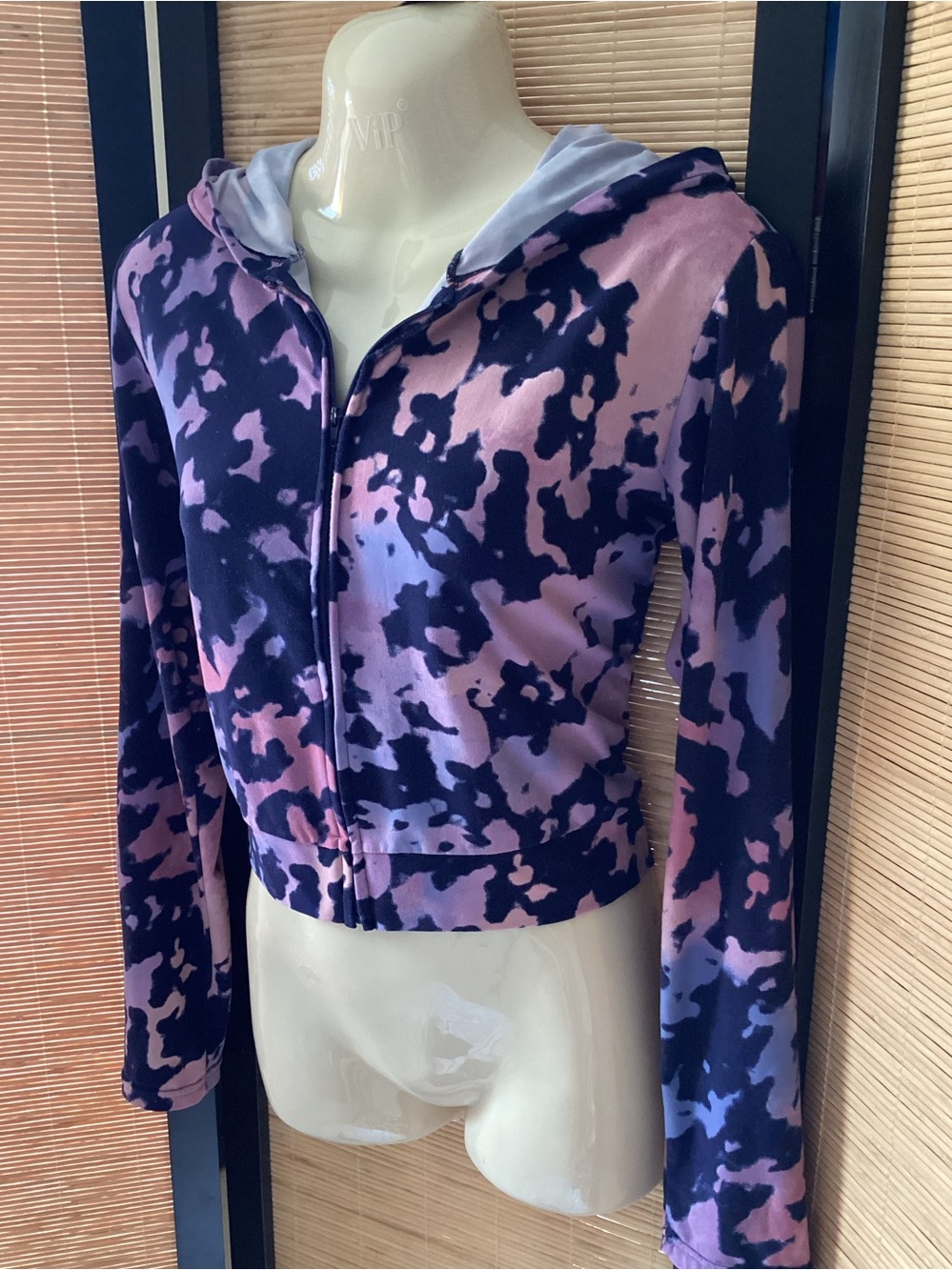 💗 Jolie & Joy cropped hoodie jacket M zip up stretch lightweight camouflage EUC